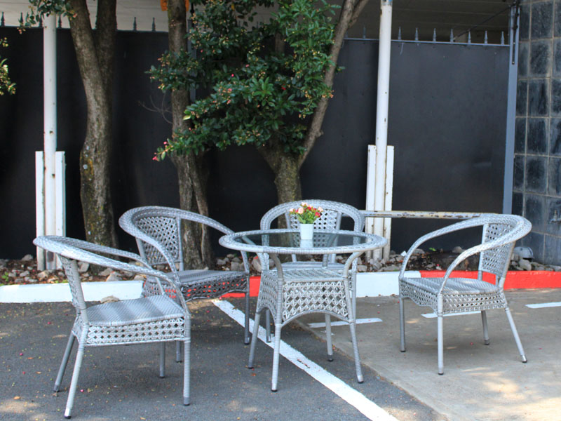 outdoor furniture, outdoor furniture forsale, outdoor dining set, outdoor dining set forsale